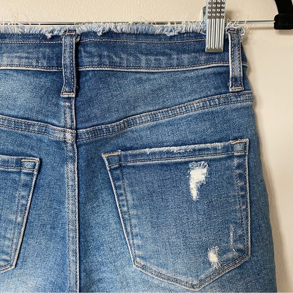 Vervet Distressed Shorts - XS - Picture 3 of 7